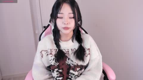 Hitomi   online show from 12-11-24, 06:25