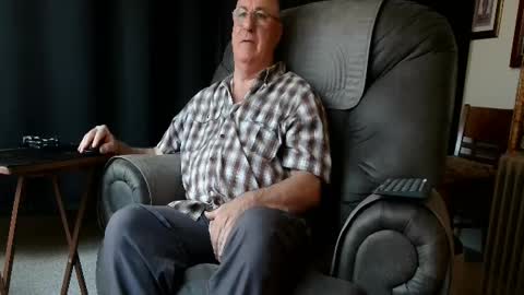 Christopher online show from 08-01-26, 01:16