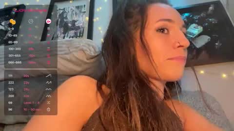 Snapshot of icyspice chatting on 12-04-25, 01:09 icyspice online show from 12-04-25, 01:09