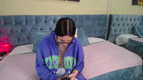 Icy online show from 12-22-24, 11:33