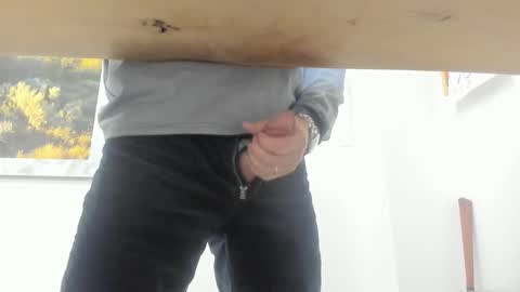 Snapshot of idfunguy2023 chatting on 12-04-25, 02:21 idfunguy2023 online show from 12-04-25, 02:21