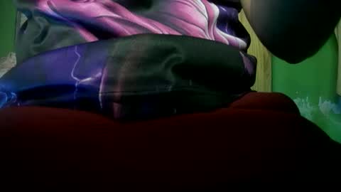 Nicolas online show from 04-05-26, 01:14