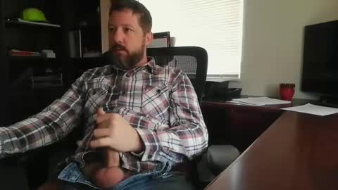 Snapshot of ifuk1stdate chatting on 12-13-24, 02:38 Hung office Stud online show from 12-13-24, 02:38