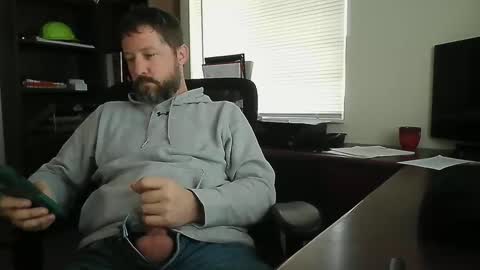 Snapshot of ifuk1stdate chatting on 12-16-24, 03:22 Hung office Stud online show from 12-16-24, 03:22