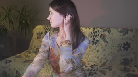 Belle online show from 01-08-25, 04:33