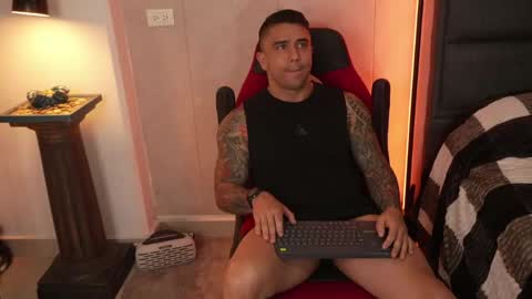 Snapshot of igor_scott chatting on 05-09-26, 01:11 Igor scott online show from 05-09-26, 01:11