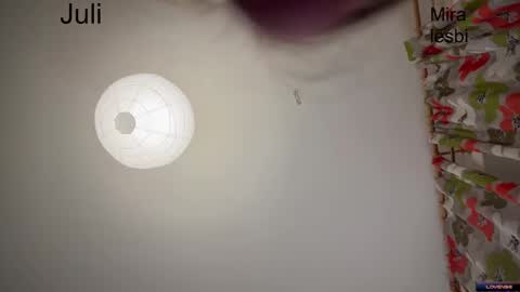 Julia and Mira online show from 01-12-25, 06:38