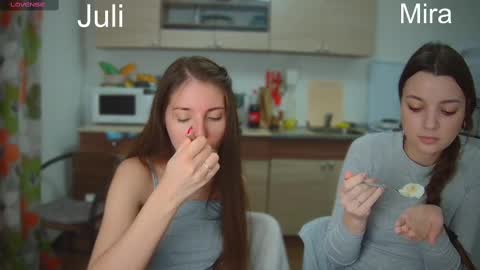 Julia and Mira online show from 02-22-25, 06:52