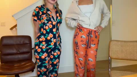 Snapshot of iheartcassie2844 chatting on 01-10-25, 04:44 cassie online show from 01-10-25, 04:44