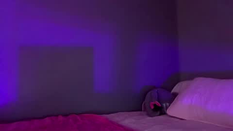 Snapshot of iheartcassie2844 chatting on 09-22-25, 12:12 cassie online show from 09-22-25, 12:12