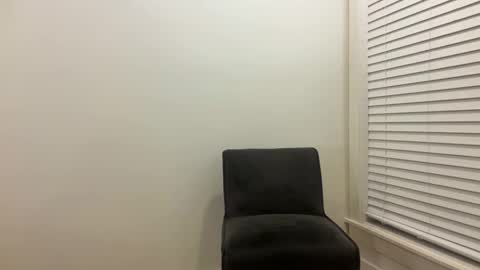 Snapshot of iheartcassie2844 chatting on 11-21-25, 01:48 cassie online show from 11-21-25, 01:48