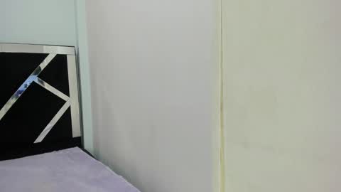 Isabella online show from 10-03-25, 01:08