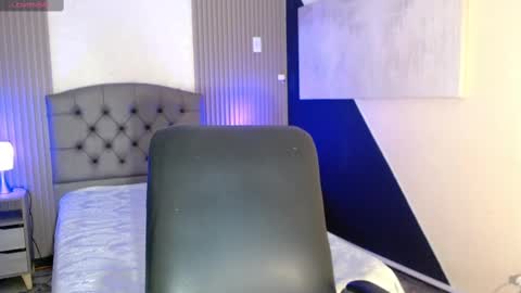 Snapshot of iisabella_smith_ chatting on 09-24-25, 08:01 Isa online show from 09-24-25, 08:01