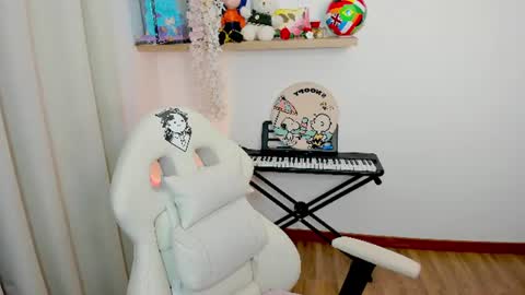 Maria online show from 06-25-26, 07:07