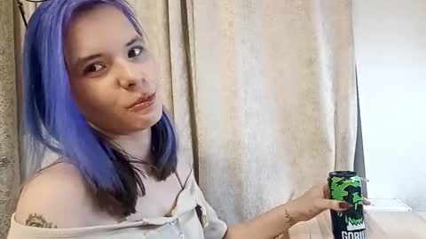 Snapshot of ilianabilly chatting on 02-17-26, 04:46 Aurora online show from 02-17-26, 04:46