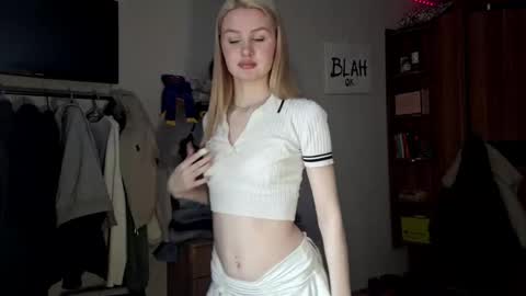 ShyLuna online show from 03-14-26, 05:24