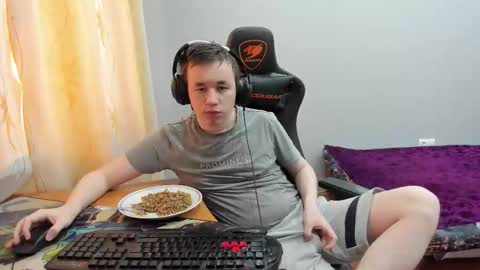 Snapshot of iliaskrislove chatting on 12-18-25, 07:36 iliaskris online show from 12-18-25, 07:36