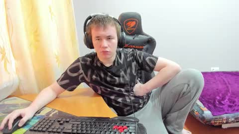 Snapshot of iliaskrislove chatting on 12-22-25, 10:23 iliaskris online show from 12-22-25, 10:23