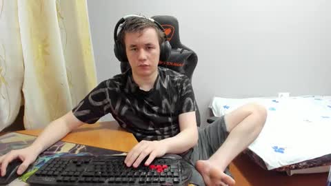 Snapshot of iliaskrislove chatting on 01-12-26, 10:26 iliaskris online show from 01-12-26, 10:26