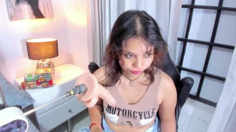 Snapshot of iliy_ chatting on 12-07-24, 07:38 ILY online show from 12-07-24, 07:38