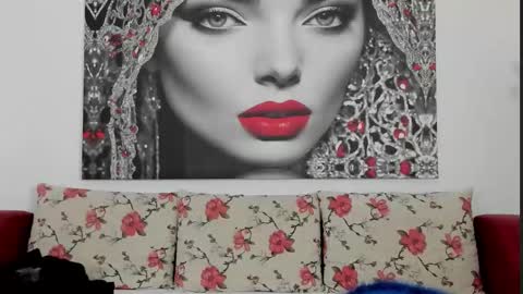 Snapshot of illegalbeauty87 chatting on 02-01-26, 12:20 Ingrid or more easier...Miss GoDDess Mistress online show from 02-01-26, 12:20