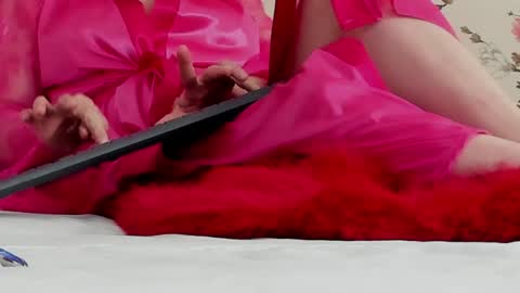 Snapshot of illegalbeauty87 chatting on 03-31-26, 10:10 Ingrid or more easier...Miss GoDDess Mistress online show from 03-31-26, 10:10