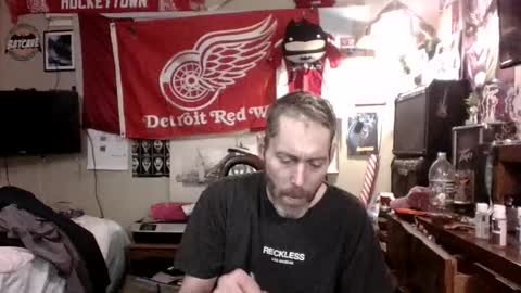 Snapshot of ilovewomensmokers0935 chatting on 03-22-26, 05:11 ilovewomensmokers0935 online show from 03-22-26, 05:11