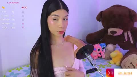 Snapshot of im__isabella chatting on 05-20-26, 02:51 Isa Vasquez online show from 05-20-26, 02:51