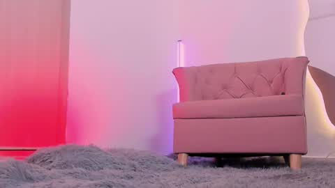 Snapshot of im__mia chatting on 10-09-25, 12:47 Mia online show from 10-09-25, 12:47