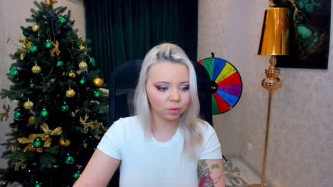 Roxy online show from 12-26-24, 07:49