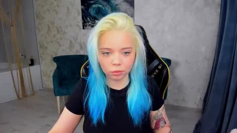 Roxy online show from 12-03-25, 07:23