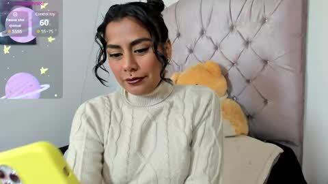 Snapshot of im_amber_ chatting on 03-07-25, 01:07 amber online show from 03-07-25, 01:07