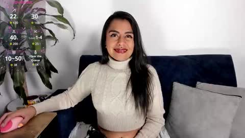 Snapshot of im_amber_ chatting on 10-11-25, 10:14 amber online show from 10-11-25, 10:14