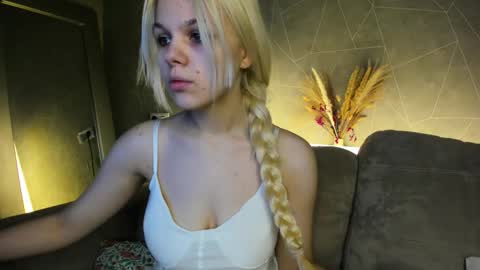 Lilly online show from 02-22-26, 01:07