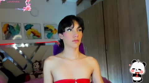 Snapshot of im_crisvega88 chatting on 01-08-25, 11:43 criss online show from 01-08-25, 11:43