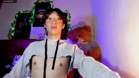 Snapshot of im_crisvega88 chatting on 01-21-25, 11:02 criss online show from 01-21-25, 11:02