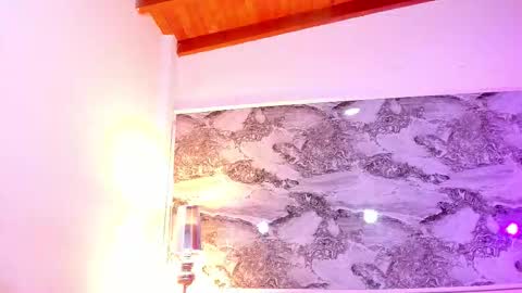 Snapshot of im_crisvega88 chatting on 11-29-25, 09:51 criss online show from 11-29-25, 09:51