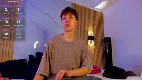 Snapshot of im_daren chatting on 09-30-25, 12:32 daren online show from 09-30-25, 12:32