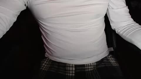 im_dave21 online show from 04-22-26, 09:33