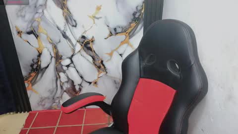 im_david01 online show from 01-07-26, 02:41