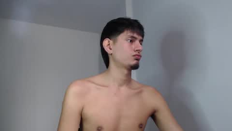 Snapshot of im_davo23 chatting on 11-24-25, 01:55 Davo online show from 11-24-25, 01:55