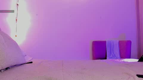 Snapshot of im_eli1 chatting on 02-18-25, 12:15 Eli online show from 02-18-25, 12:15