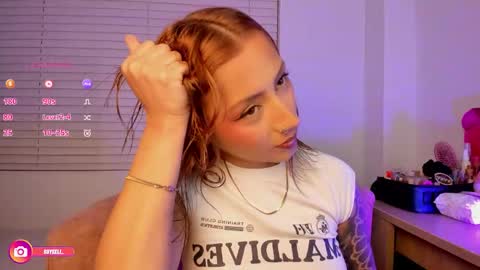 Snapshot of im_eli1 chatting on 10-14-25, 03:07 Eli online show from 10-14-25, 03:07