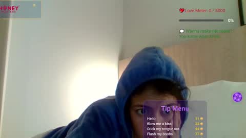 Snapshot of im_elliana chatting on 10-14-25, 03:07 Ellliiana online show from 10-14-25, 03:07