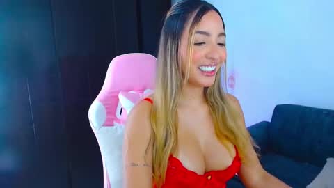 Grecia online show from 03-16-26, 01:44