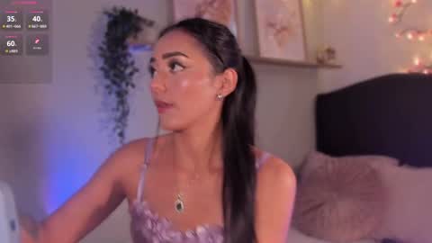 Snapshot of im_isabellaa chatting on 09-18-25, 10:01 Isa online show from 09-18-25, 10:01