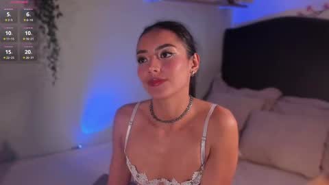 Snapshot of im_isabellaa chatting on 09-23-25, 09:51 Isa online show from 09-23-25, 09:51