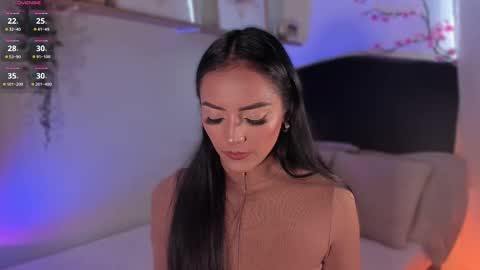 Snapshot of im_isabellaa chatting on 09-27-25, 07:30 Isa online show from 09-27-25, 07:30