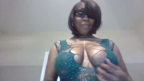 weet exy Cougar online show from 05-01-26, 12:43