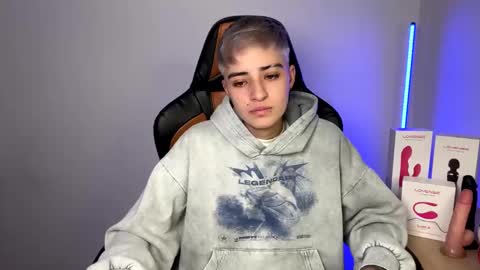 Laia online show from 01-22-25, 12:27